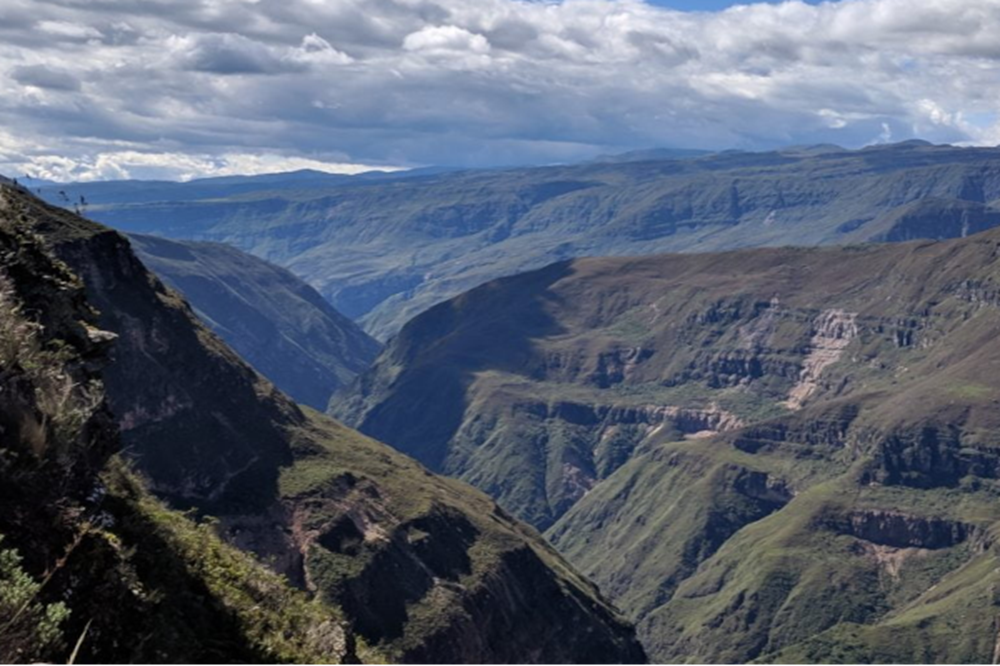 uitzicht canyon peru chachapoyas